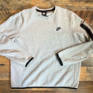 Nike Men's Gray Tech Sweater